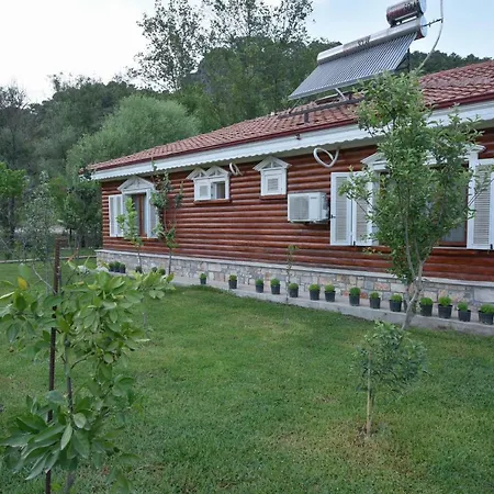 Garden Life Gocek מלון מוגלה